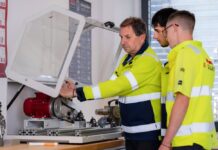 Presiunea din piața muncii se mută de la recrutare la retenție