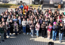 Lecția Laricelui: Peste 1.000 de puieți plantați de 1.000 de copii în 9 școli din Carpați